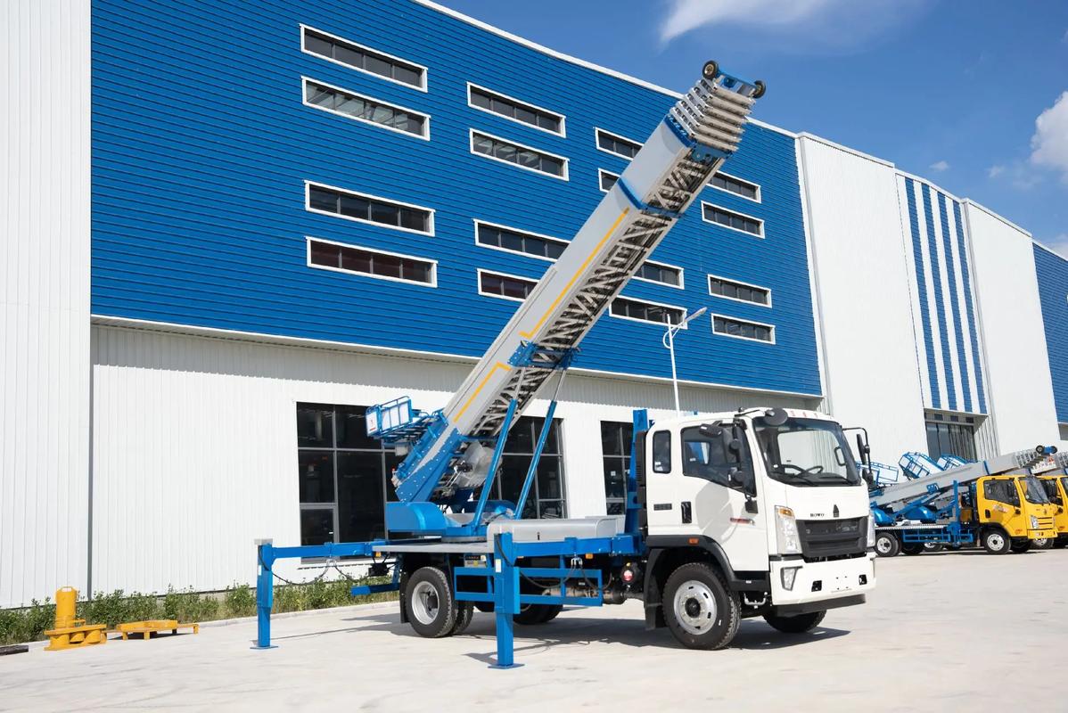 三伏潭镇小型云梯车上料车租赁多少钱