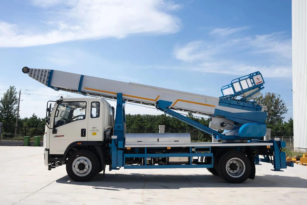 三伏潭镇云梯上料车租赁费用